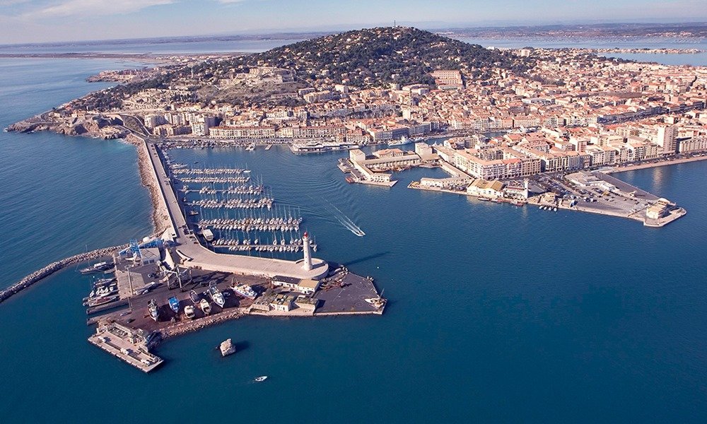 Sète port