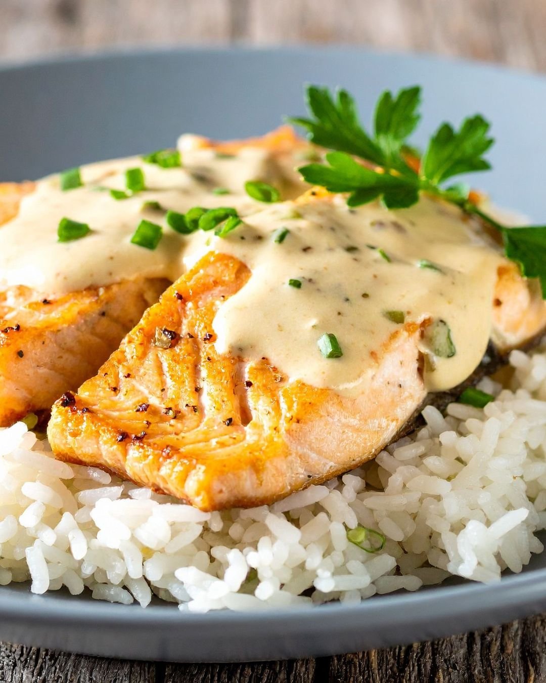 Sauce citronnée à l'aneth et crème fraiche Sauce citronnée à l'aneth et crème fraiche