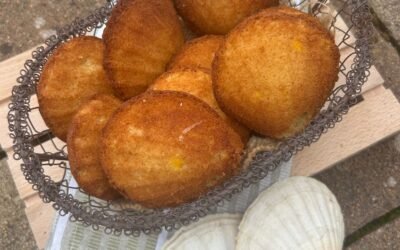 Des madeleines en forme de coquilles Saint-Jacques